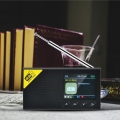 Digitales DAB- und FM-Radio mit BT, tragbarer wiederaufladbarer drahtloser Digitalradio-DAB + FM-Empfaenger mit Stereo-Lautsprec