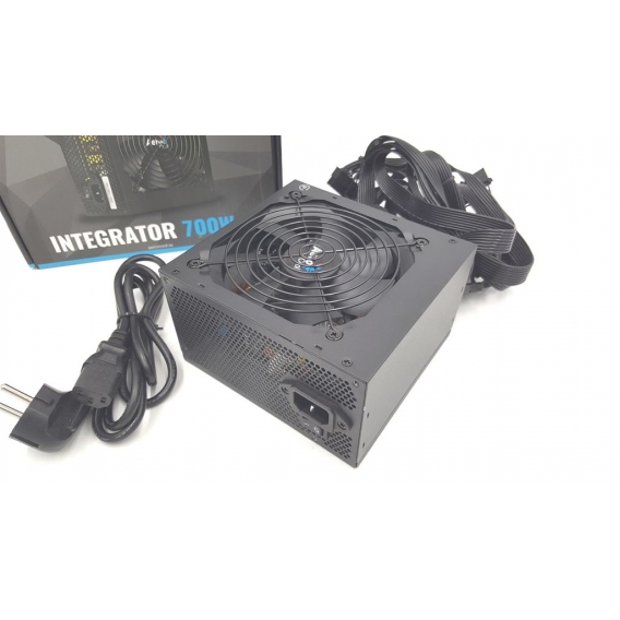 Aerocool Integrator 700 W 12 cm Power Supply Unit  (59,99)