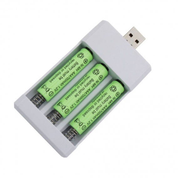 AcserGery USB-Steckerladegerät Kompaktes 3-Slot-Ladegerät 5 V / 2 A für wiederaufladbare Ni-Cd-Akkus AA / AAA 1,2 V tragbarer Ak