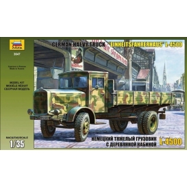 More about Zvezda 1:35 WWII Dt.Trans.LKW L4500S Einheitsk.