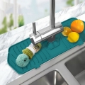 Silikon Wasserhahn Matte, Wasserhahn Spritzfänger Waschbeckenschutz Zubehör, Zusammenklappbare Abtropfmatte Wasserfänger, grün, 