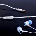 Kabelgebundenes universelles Stereo-In-Ear-Kopfhörer-Headset mit Geräuschunterdrückung und Mikrofon-(Blau)