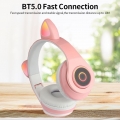 B39 Cute Cat Ear Headset Wireless BT5.0 Gaming-Kopfhoerer mit Flash-RGB-Leuchten Kopfhoerer Headset pc, Lila