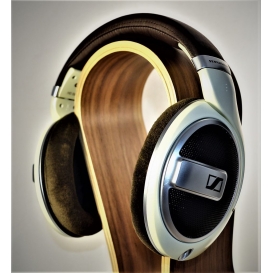 More about Sennheiser HD 599 ohrumschlieender, offener Kopfhrer matt-ivory